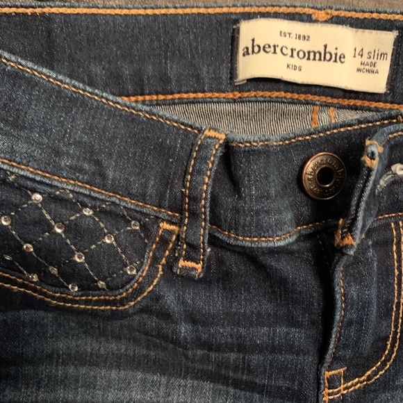 ⭐️Abercrombie Kids Jeans - Picture 5 of 6